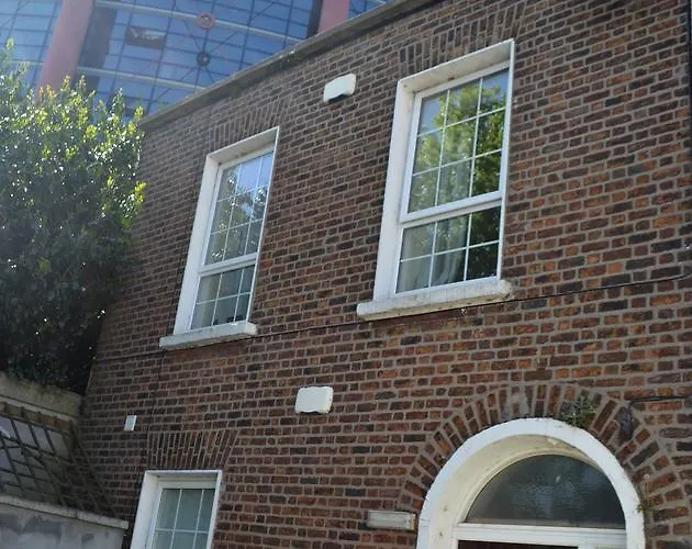 South Lotts Apartments